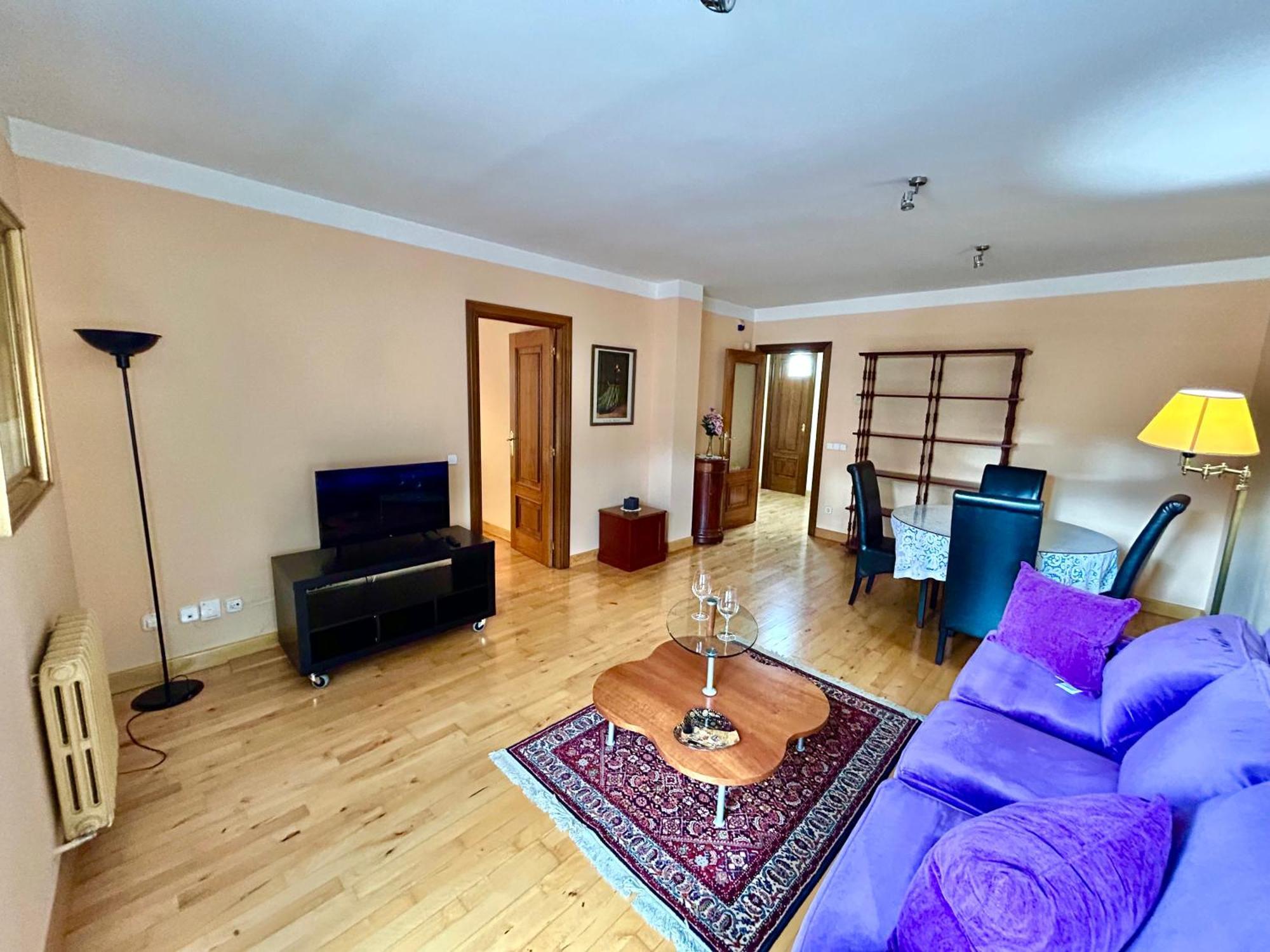 Vivienda Rectorado 2 Apartment Salamanca Luaran gambar